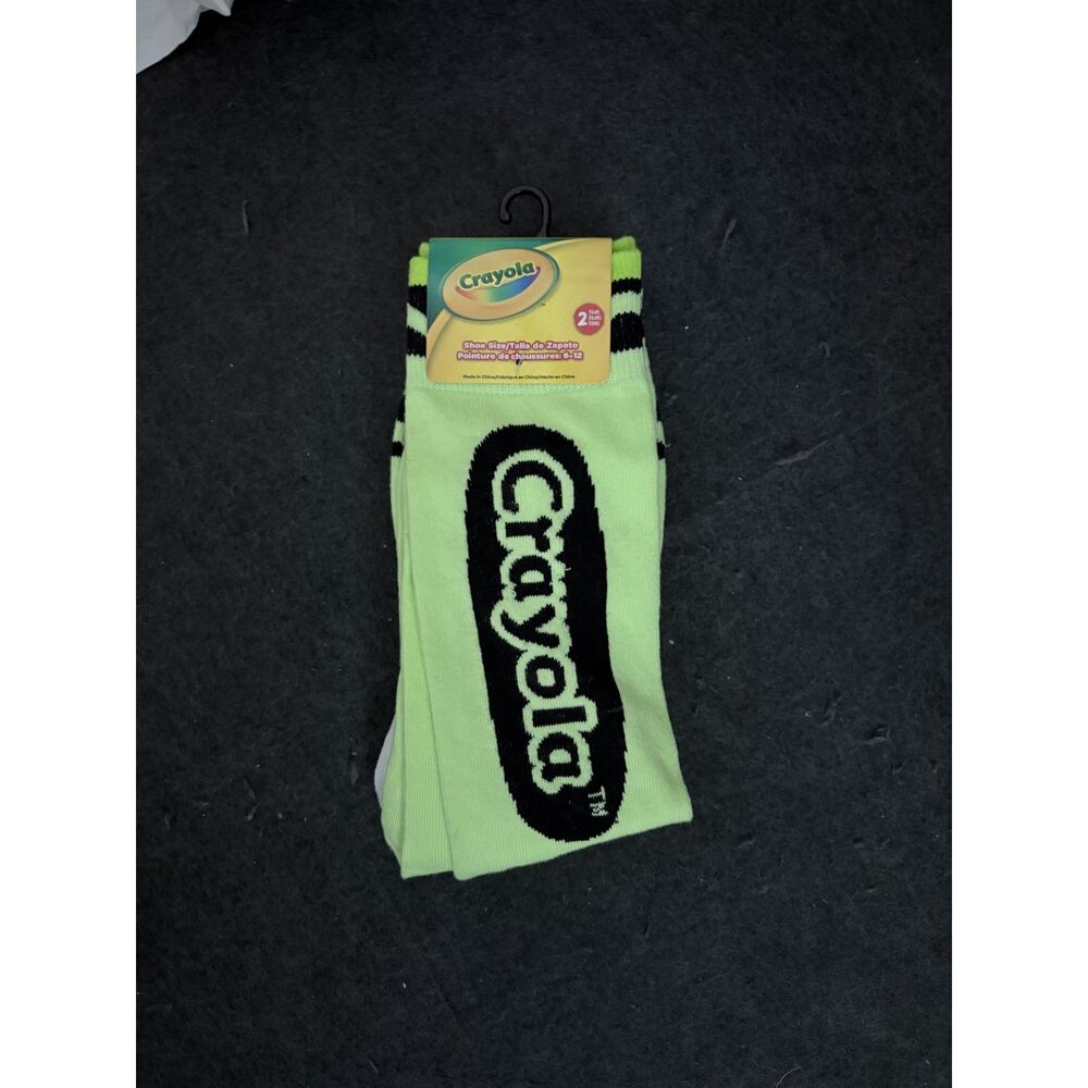 Crayola socks 2 pk size 6-12